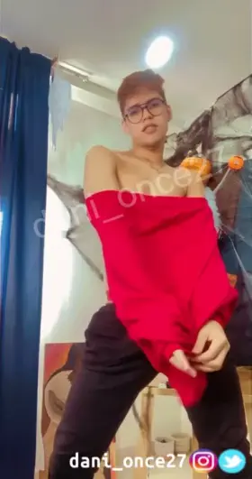 18, Should I upload the full vid ? 🍑🍑💦💦