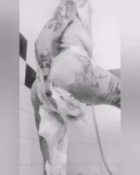 Wanna join me link in the comments 🍑💦