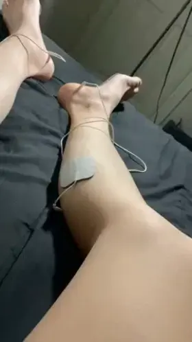 ⚡️a shocking night for my prettyboy legs⚡️