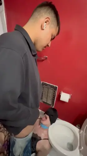 Using this slut as my urinal