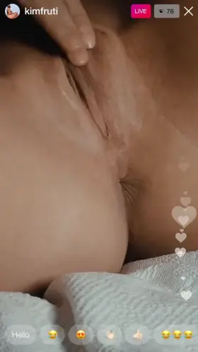 On Insta - Would you hire her as your maid?🙌