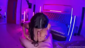 Autumn Falls’ fun bags look really REALLY fun