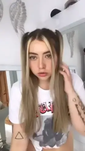 I am a little shy, but I hope that I am still sexy🥰