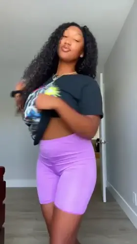perfect jiggle in those shorts