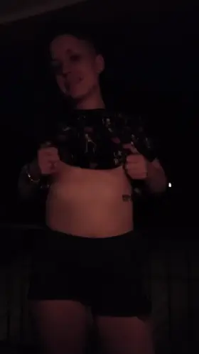 Fireside titties 🔥💚