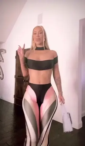 Love Iggy Azalea’s body