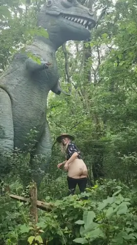 woah, this isn't the version of jurassic park i grew up on!