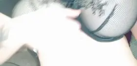 Here’s a Monday titty drop ;)