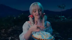 Dove Cameron in Schmigadoon