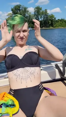 I'm begging to be filled up 🚤