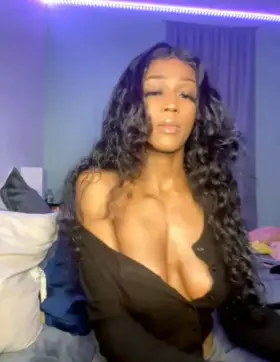 Damn More in r/Chocolatebeauties2