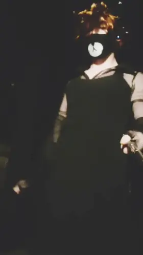 Decided to go for a walk in my cage🤭 I could hold back!