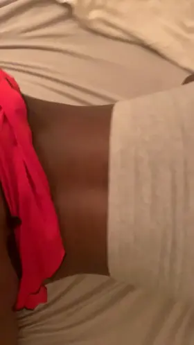 When daddy wants you to be a good girl but his cock is rearranging your guts. 🥵