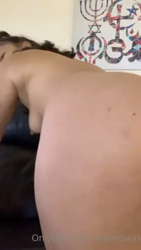 CUTIE WITH A BIG OL BOOTY