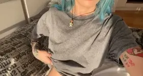 Sunshine on my titties ☀️ (reveal)