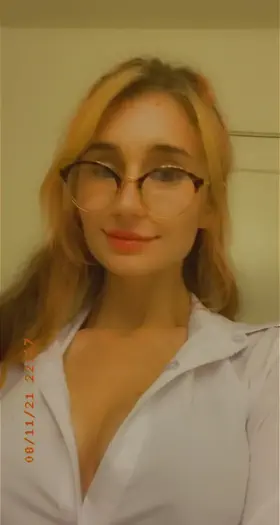 Your nerdy coworker sends you this snap… wyd?