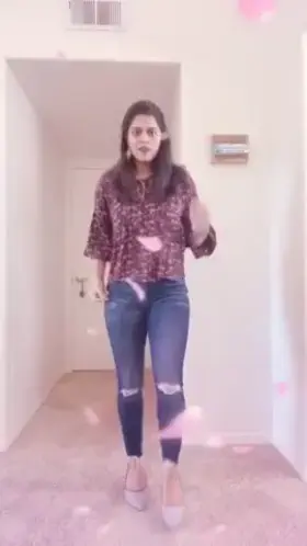 Tight chick in high heels gyrating