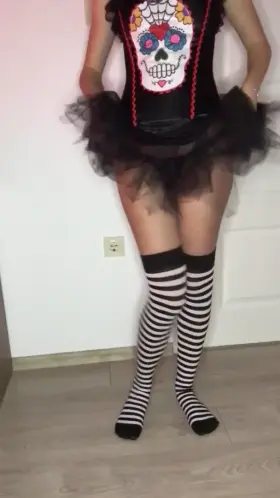 Play with my pussy stranger