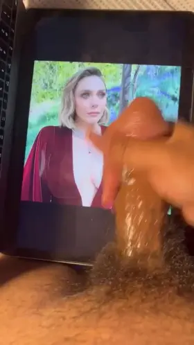 Wanna pump my cock on cam !!! Who can watch ?