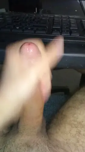 (Straight/DMs open) Huge cumshot