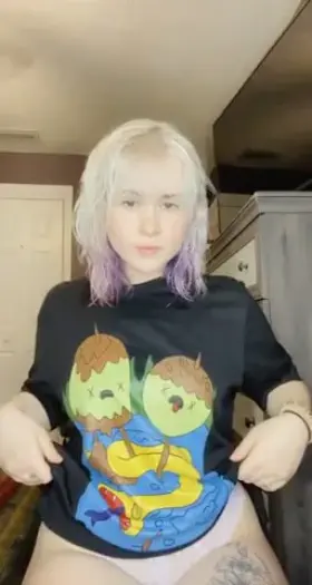 Hi I’m Hellowokitty, an adorable goth slut eager to please. My 5$ OF w/ no ppv have so much content I know you’ll adore, with many perks! 😽 Frequent posting, free TXT rates included, & I’m super chatty so don’t be shy! Check the link in comments for more info! 💕