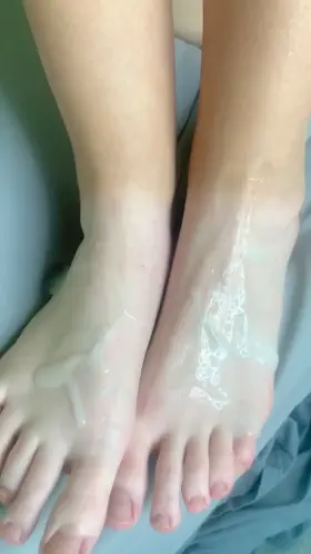 First post of my paws….found an amazing lotion just short on supply