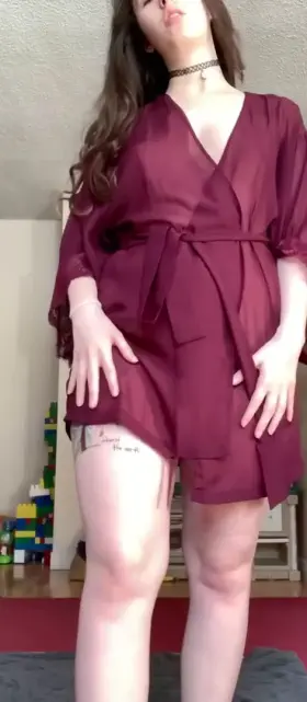 Not your basic tiny girl but I promise you’ll still have fun with me 😘