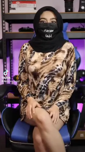 Forgot my pants 🙈