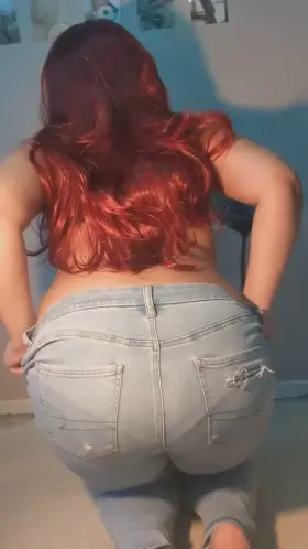 The best part about coming from pakistan to canada is being able to share this booty with y'all 🥰