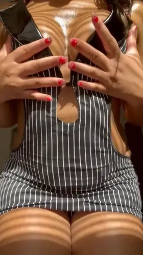 What’s up baby? Take me out to dinner?