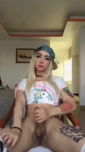 Looking for a name for this woman.