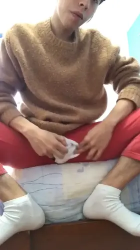 (22) Any daddy to explain why I wake up hard as wood?