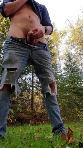 Stroking my foreskin gets me hard 🔥 [OC]