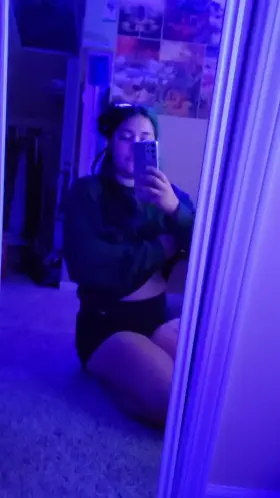 Only $5 if you love my tits and want some more 😘 I'm horny and lonely tonight so I will be chatting with my sweet fans while I play with myself. Link in comments.