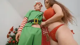 Cathy Heaven got a christmas gift from the elf