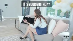 Girlfriend entertains guests the only way she knows.