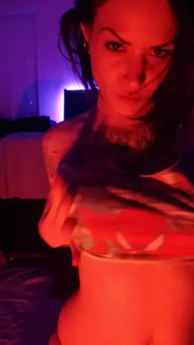 Here's to a most excellent and naughty weekend ;)