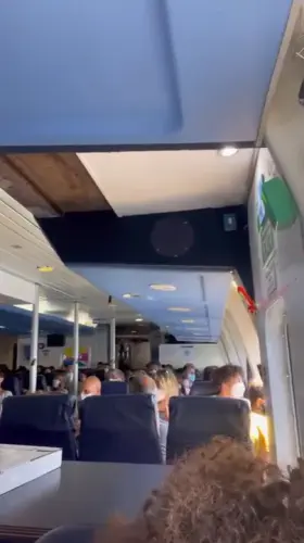 I love playing with my tight pussy when I have people around