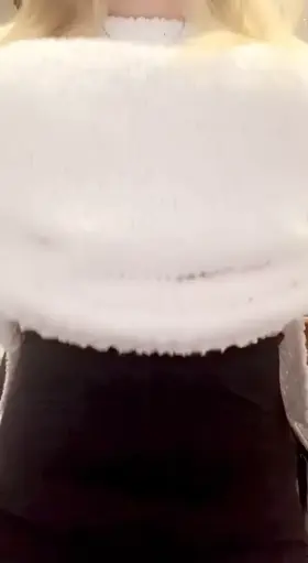 Sweater puppies 🐶🐶