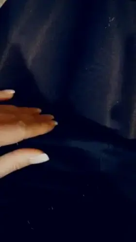 Quick peek under the dinner table 🙈