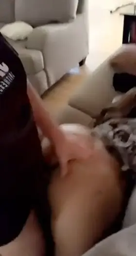 Beat it on the couch 😈💦