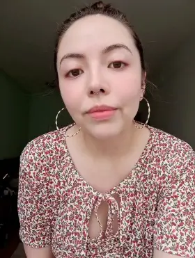 can you tell I never wear a bra?