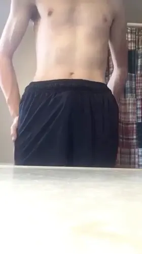 Do any girls look at this sub :)