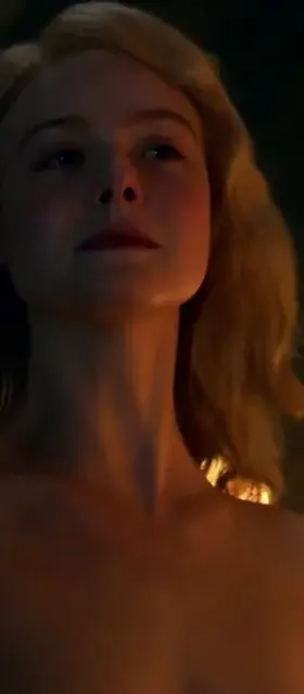 Elle Fanning Naked Booty