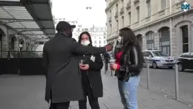 Micro-trottoir N°1 (en français / in french)