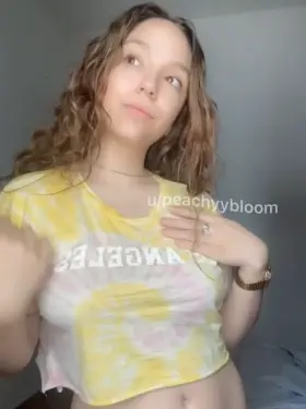 I love showing off my teen boobs [drop] [19]