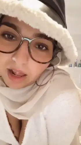 My sexy Arab body is just waiting to get wrecked 😍