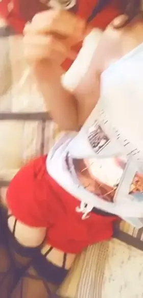 Someone take my short off ❤️