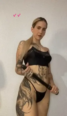 Your clit wouldn’t even tickle me lmao 🤣