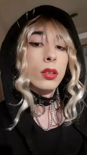 I know you are scared to try babe 💋 I'll do anything for you if you let me top just once maybe you'll like it 😘💋